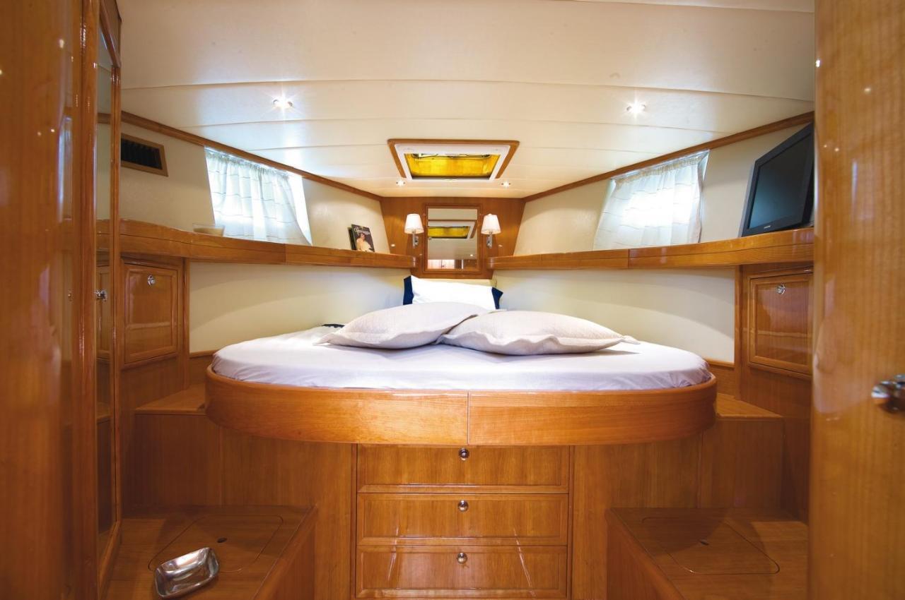 Night On Board Hotel La Maddalena  Exterior foto